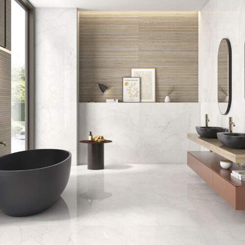 Płytki porcelanowe Geotiles Cronos Blanco 120x120 cm w odcieniu kości słoniowej, inspirowane marmurem, z polerowaną powierzchnią, idealne do nowoczesnych i klasycznych wnętrz.